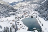 l'Hôtel Macchi & Spa - le lac de Vonnes en hiver - chatel Village