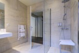 Hôtel Saint Georges à Chalon-sur-Saône - salle de bain chambre confort