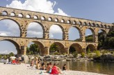 Pont du Gard – baignade à 8 km de l’hostellerie le Castellas ©Dpupg-Aurelio-Rodriguez