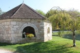 Le lavoir Saint Nicolas à Fontaines à 13km de l’hôtel Saint Georges à Chalon-sur-Saône ©otachalon