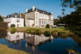 Château de Saulon - Etang et Façade