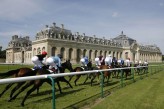 Château de Montvillargenne - Course Hippodrome de Chantilly à 7km de l'hôtel soit env 15min