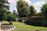 Château de Montvillargenne - Jardin à l'arrière du Château