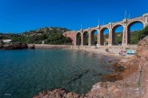 Domaine de l'Esterel - Viaduc et plage d'Antheor à 14km de l'hôtel ©n-gomez