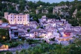 Domaine des Bains à Vals-les-Bains en Ardèche - Vogüé à 18km de l'hôtel ©Steph Tripot