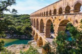 Hostellerie Le Castellas - Pont du Gard à 8 km de l’hostellerie