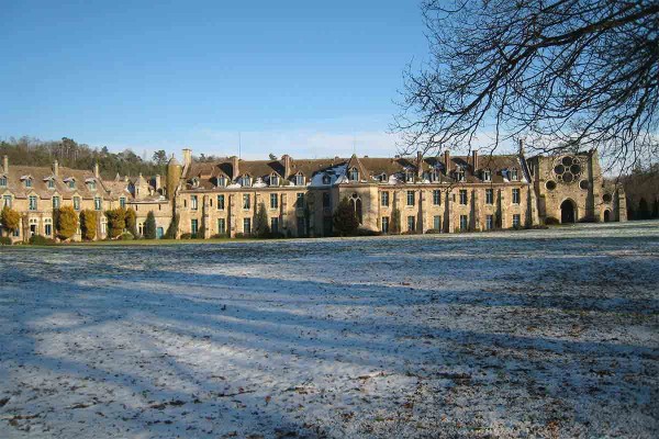 Abbaye Des Vaux De Cernay Rambouillet 15 Aout