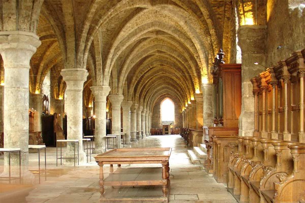 Abbaye Des Vaux De Cernay Rambouillet 15 Aout