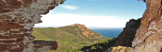 Hotel-Valescure-Grotte de la sainte Baume Massif de l'Esterel-12km-de-l-hotel©M.Fichez Verhaeghe