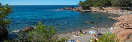 Hotel-Valescure-Plage-de-Boulouris-7km-de-l-hotel©N.Gomez