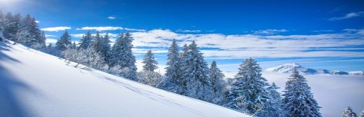 Hotel-Macchi-l-hiver-a-chatel-ciel-bleu