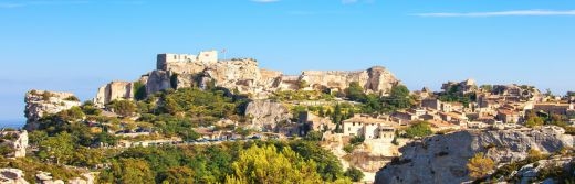 Hostellerie-le-Castellas-Les-Baux-de-Provence-à-49-km-de-l'Hôtel