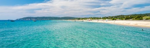 plage-de-Pampelonne-pres-de-Saint-Tropez-a-16km-de-l-hotel-du-Parc
